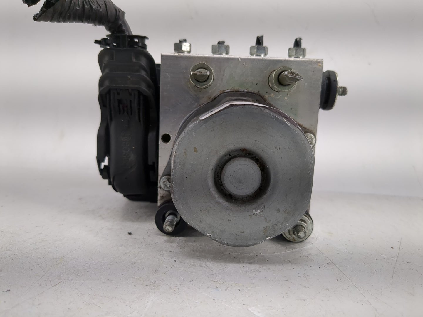 2020 Nissan Nv200 ABS Pump Control Module Replacement P/N:47660 9SF0A Fits OEM Used Auto Parts - Oemusedautoparts1.com