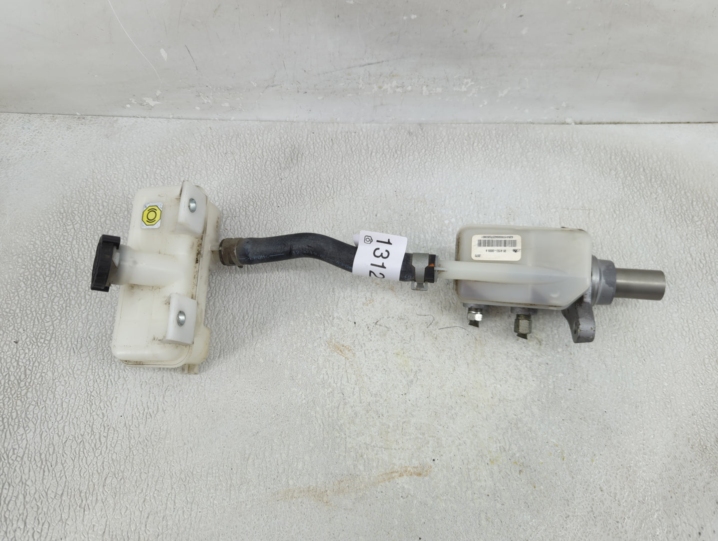 2014-2020 Nissan Nv200 Brake Master Cylinder - Oemusedautoparts1.com