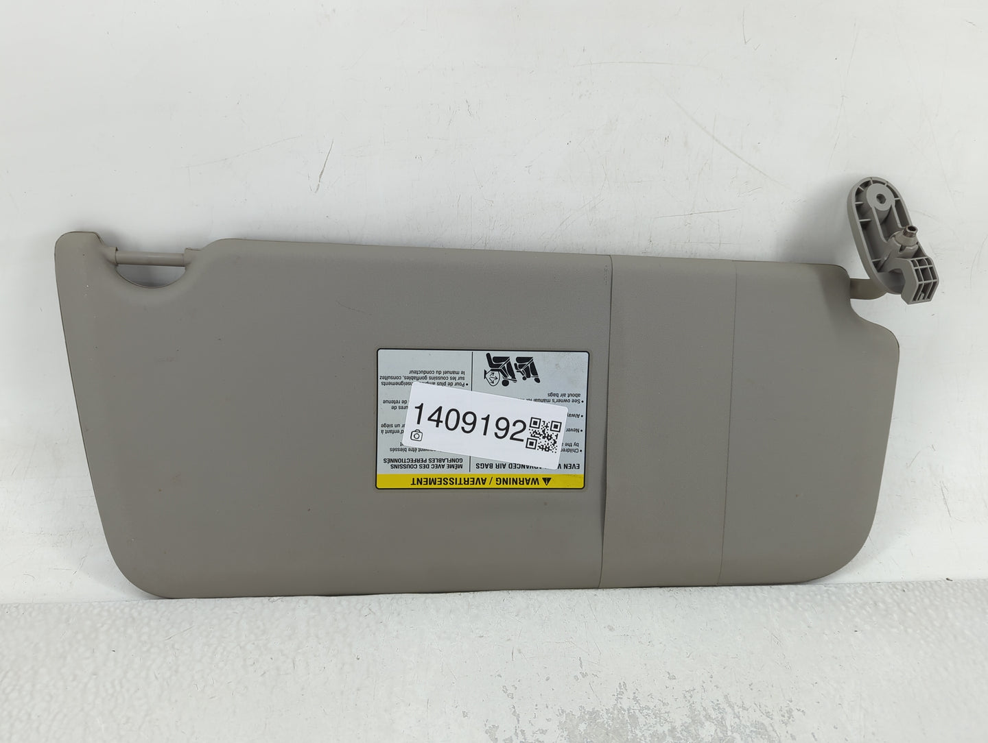 2020 Nissan Nv200 Sun Visor Shade Replacement Passenger Right Mirror Fits OEM Used Auto Parts - Oemusedautoparts1.com