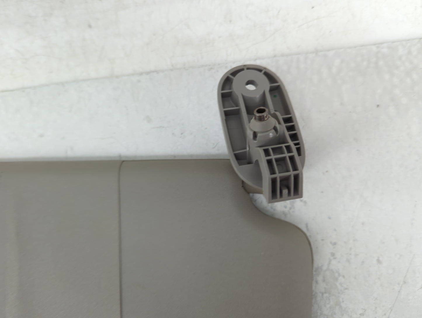 2020 Nissan Nv200 Sun Visor Shade Replacement Passenger Right Mirror Fits OEM Used Auto Parts - Oemusedautoparts1.com