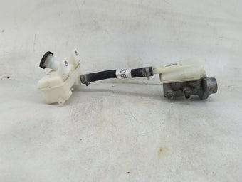 compare product 2014-2020 Nissan Nv200 Brake Master Cylinder 1489092