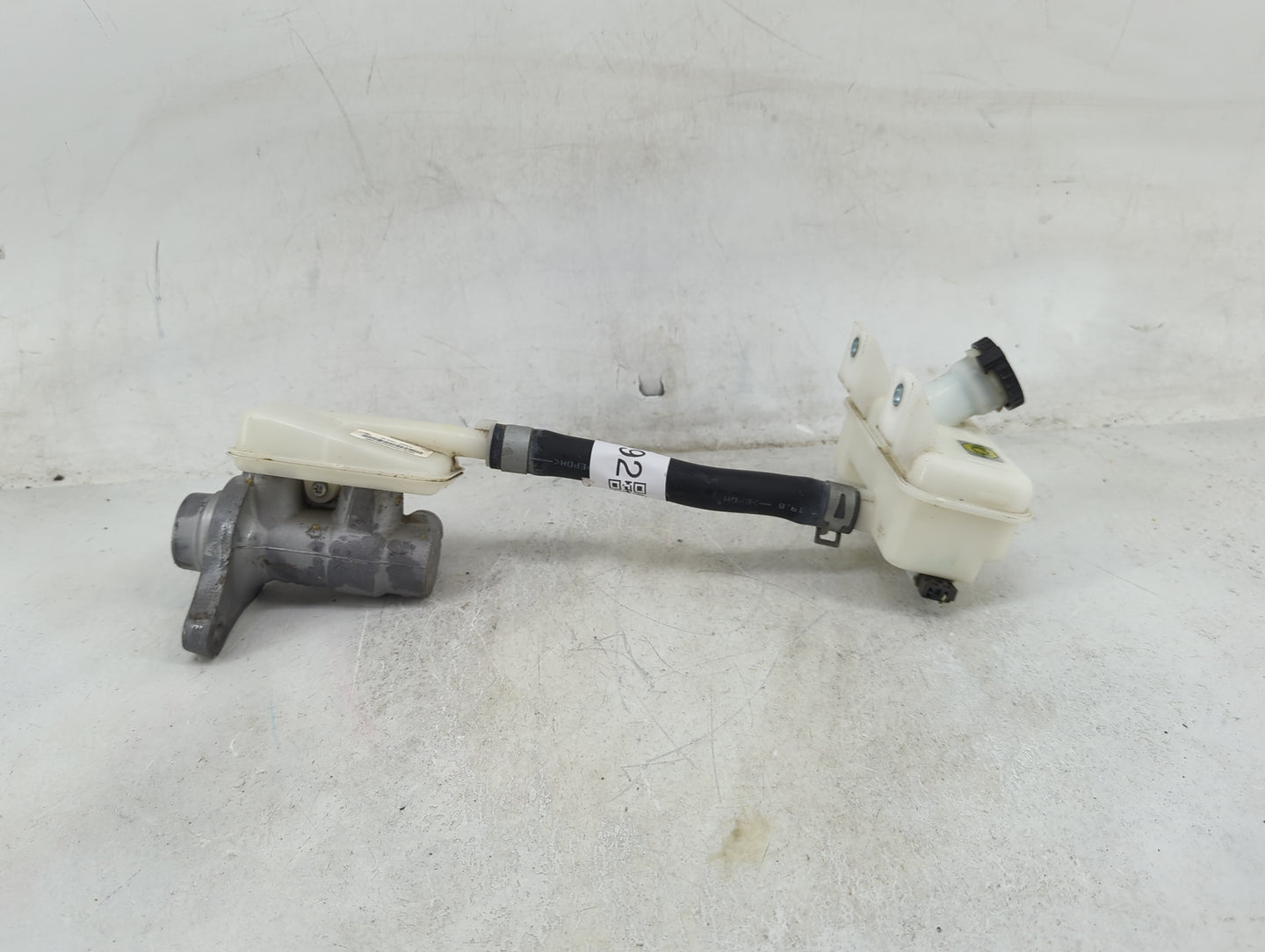 2014-2020 Nissan Nv200 Brake Master Cylinder 1489092 - Oemusedautoparts1.com