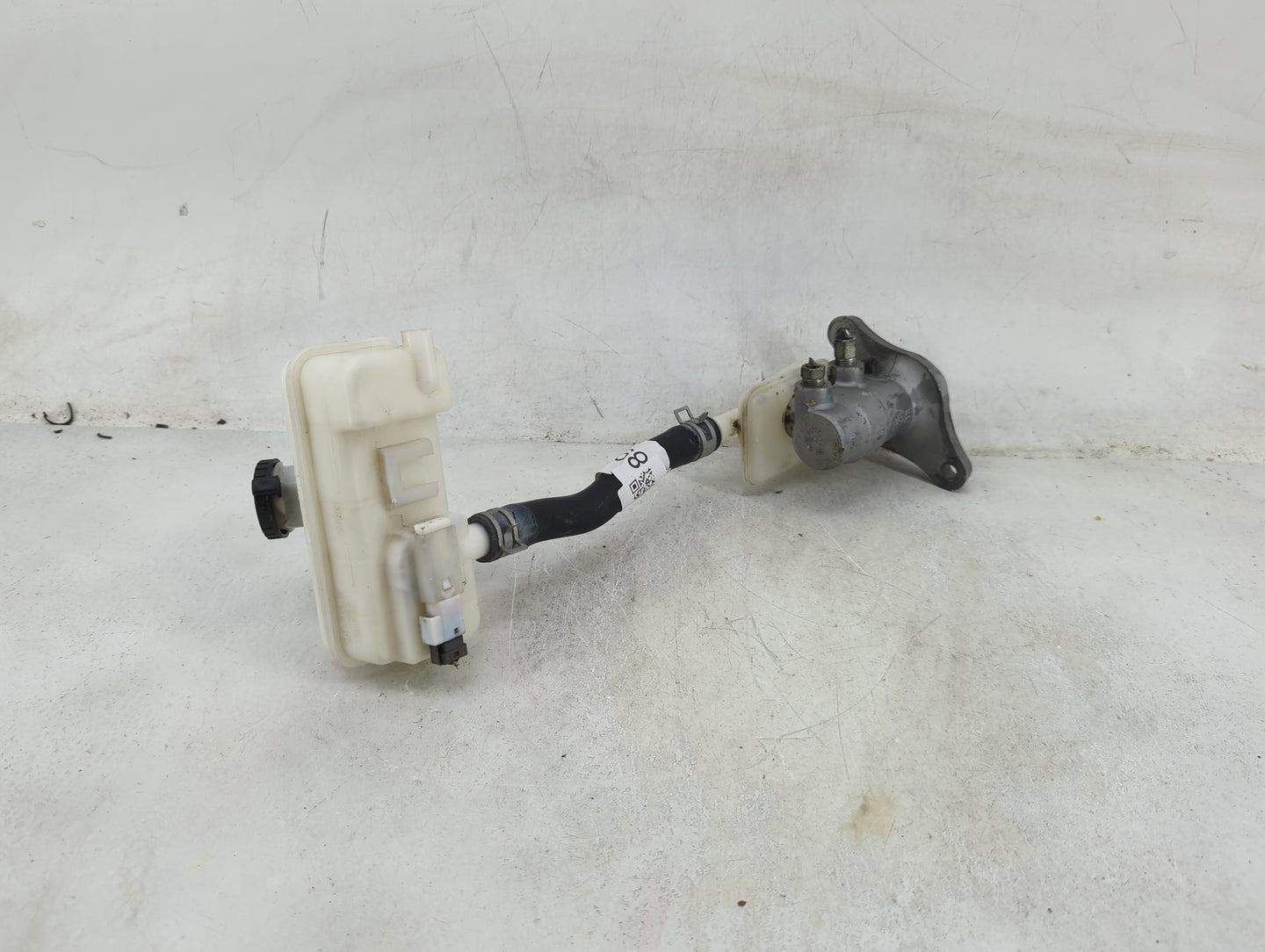 2014-2020 Nissan Nv200 Brake Master Cylinder 1489092 - Oemusedautoparts1.com