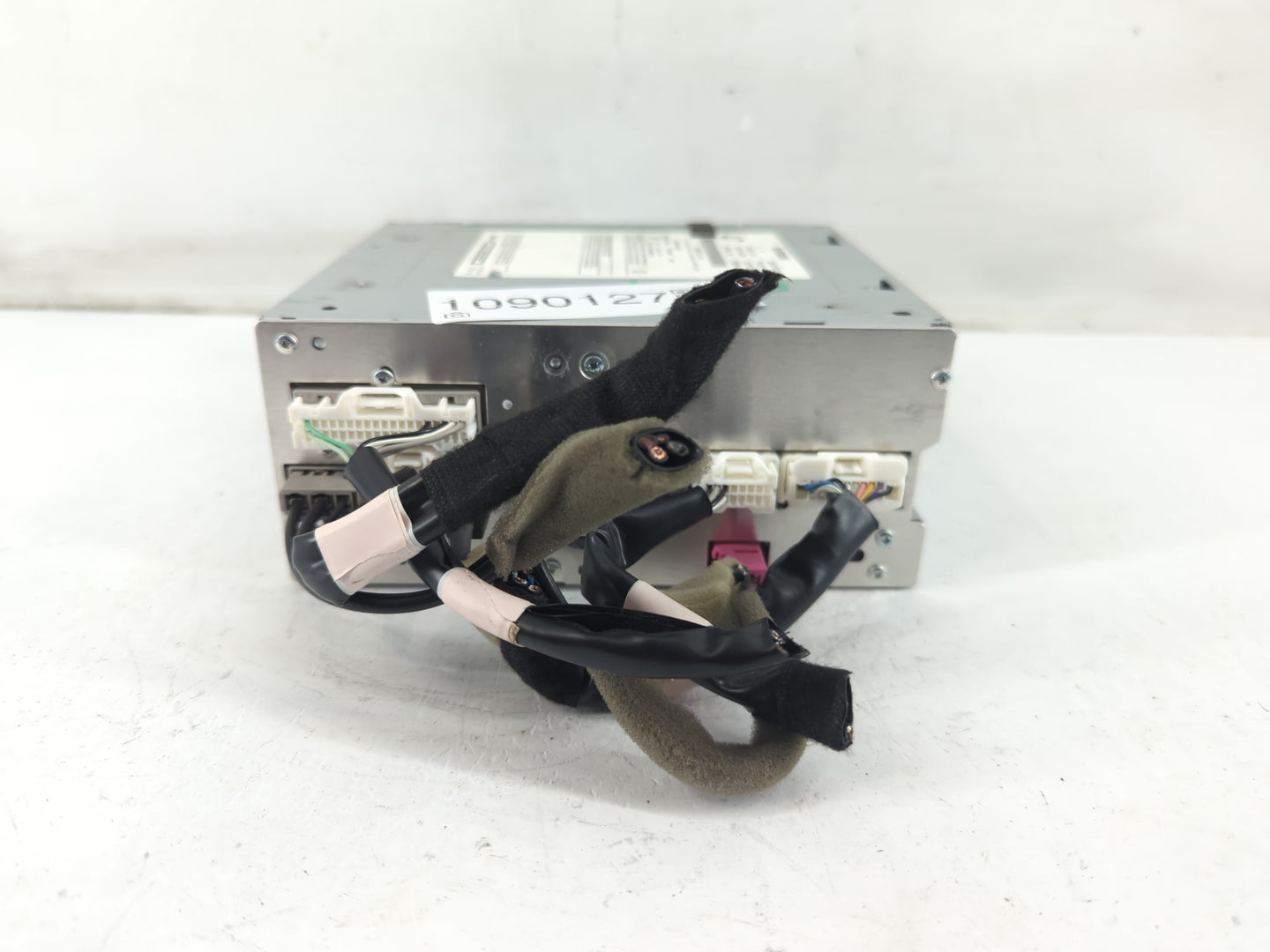 2017-2020 Nissan Pathfinder Radio AM FM Cd Player Receiver Replacement P/N:28330 5ZA0A Fits Fits 2017 2018 2019 2020 OEM Use