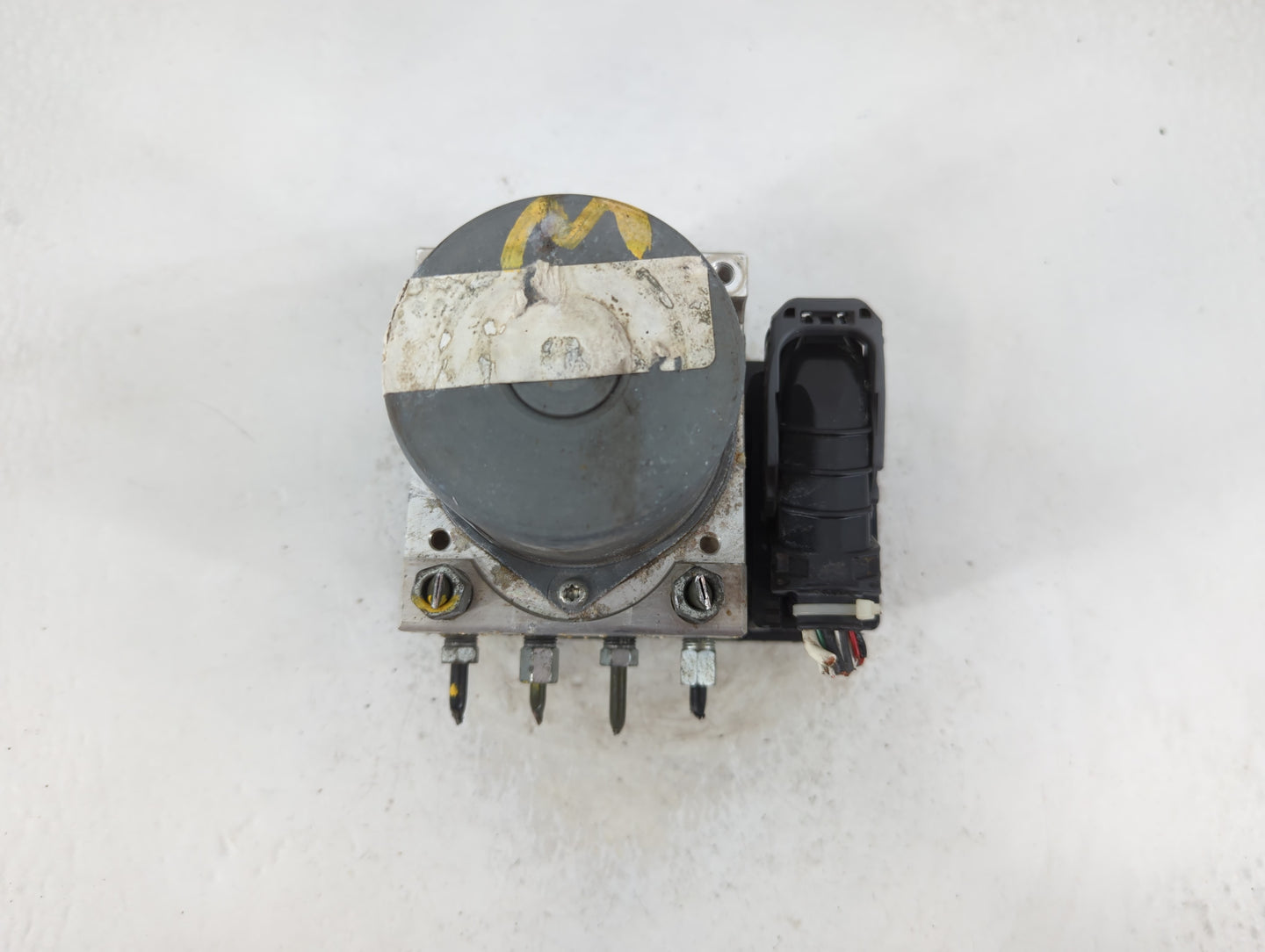 2018-2020 Nissan Pathfinder ABS Pump Control Module Replacement P/N:116030-51100 Fits Fits 2018 2019 2020 OEM Used Auto Part