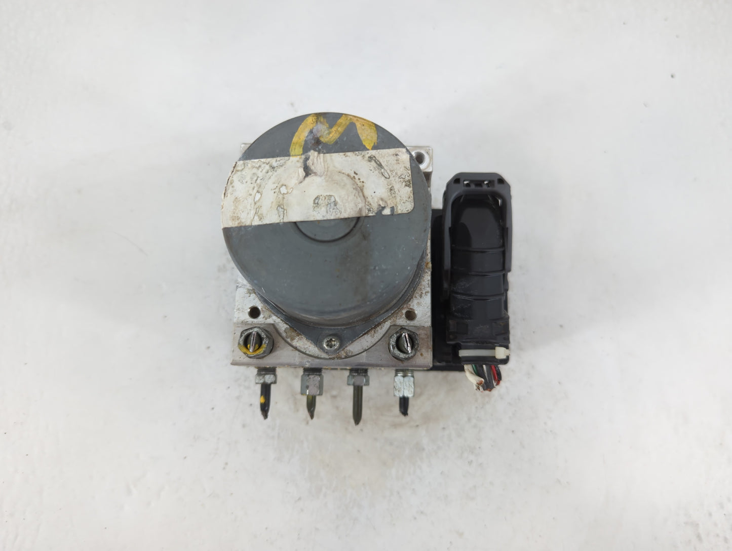 2018-2020 Nissan Pathfinder ABS Pump Control Module Replacement P/N:116030-51100 Fits Fits 2018 2019 2020 OEM Used Auto Part
