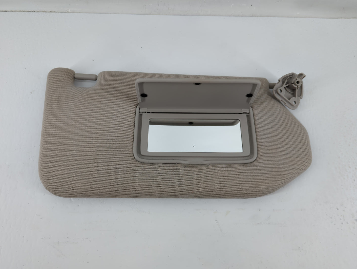 2019-2020 Nissan Pathfinder Sun Visor Shade Replacement Passenger Right Mirror Fits Fits 2019 2020 OEM Used Auto Parts - Oem