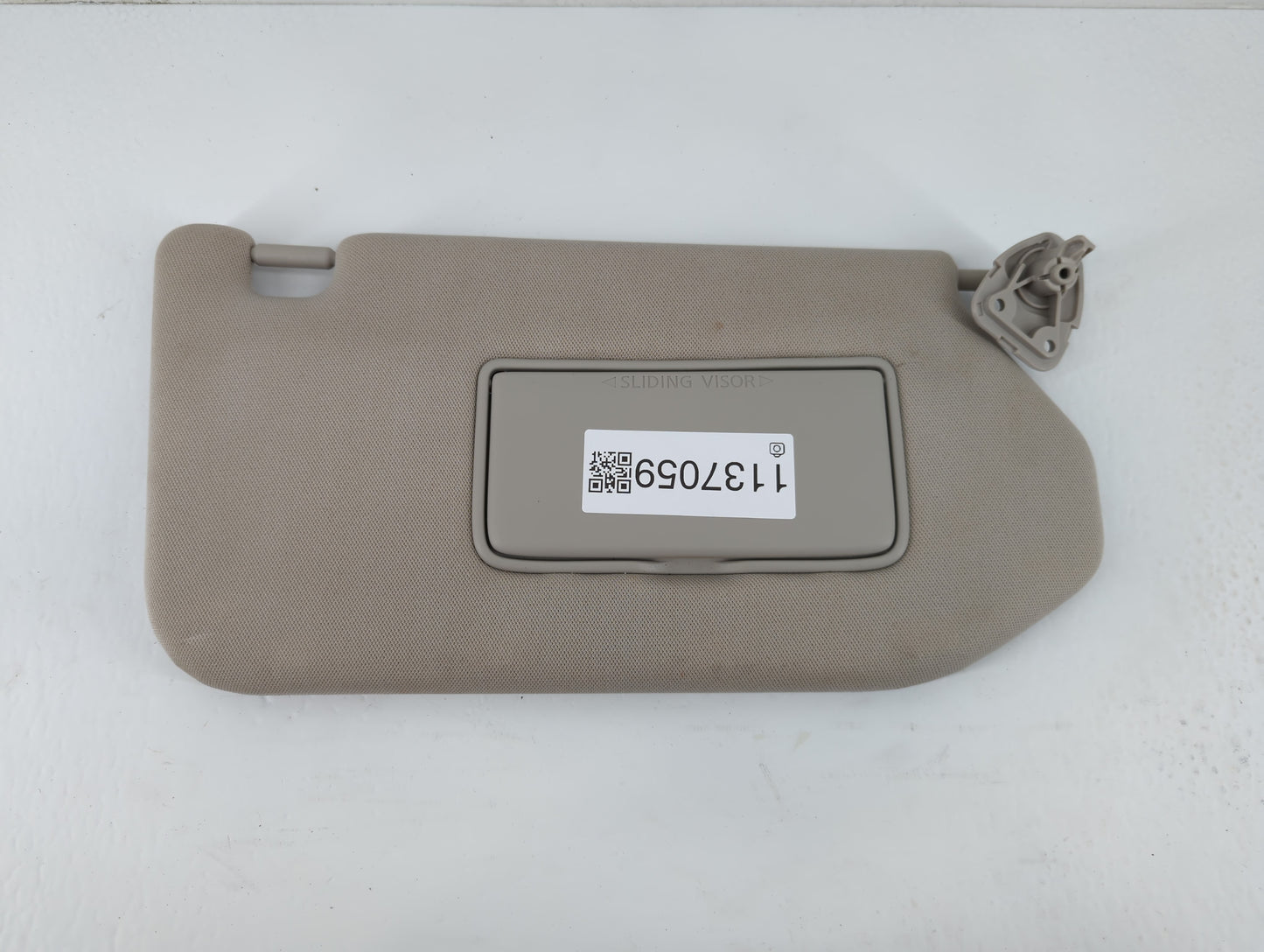 2019-2020 Nissan Pathfinder Sun Visor Shade Replacement Passenger Right Mirror Fits Fits 2019 2020 OEM Used Auto Parts - Oem