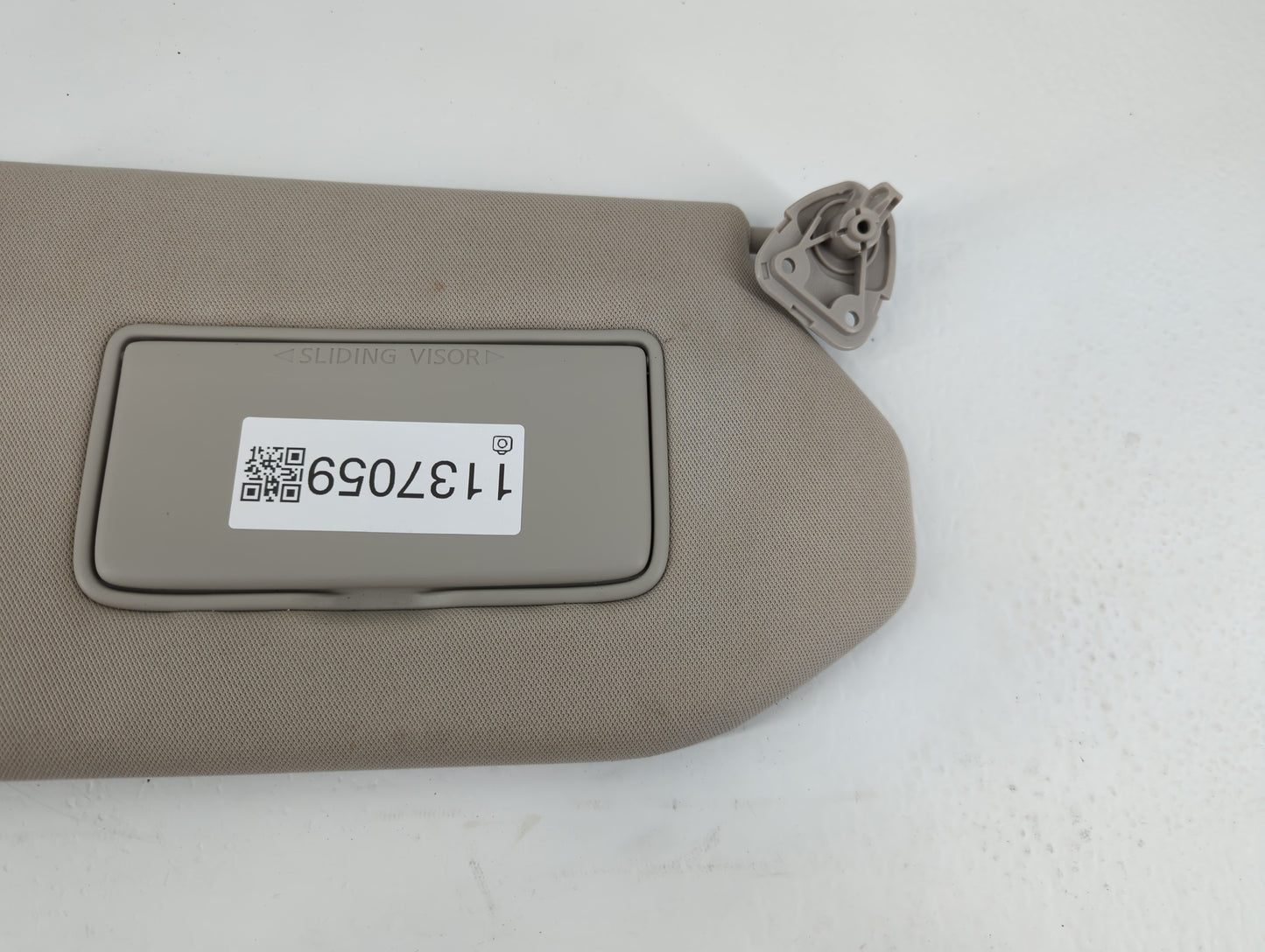 2019-2020 Nissan Pathfinder Sun Visor Shade Replacement Passenger Right Mirror Fits Fits 2019 2020 OEM Used Auto Parts - Oem