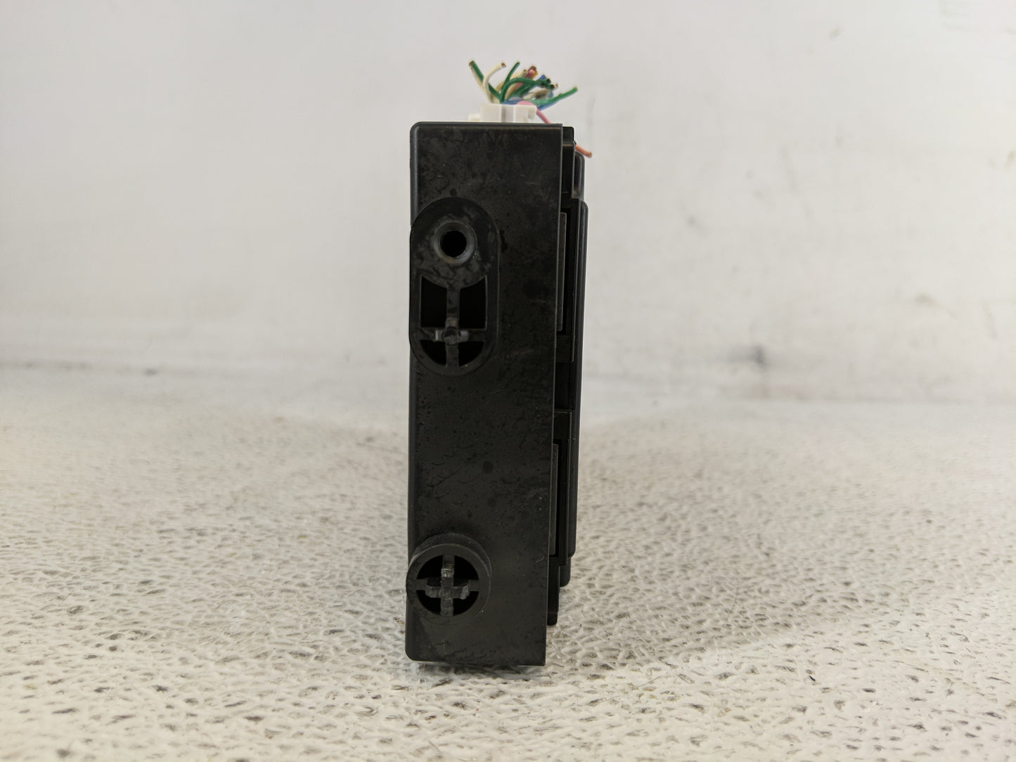 2019-2020 Nissan Pathfinder Chassis Control Module Ccm Bcm Body Control - Oemusedautoparts1.com