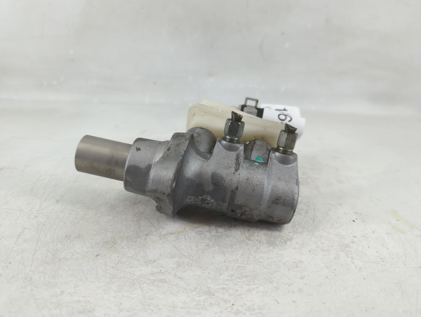 2013-2020 Nissan Pathfinder Brake Master Cylinder - Oemusedautoparts1.com
