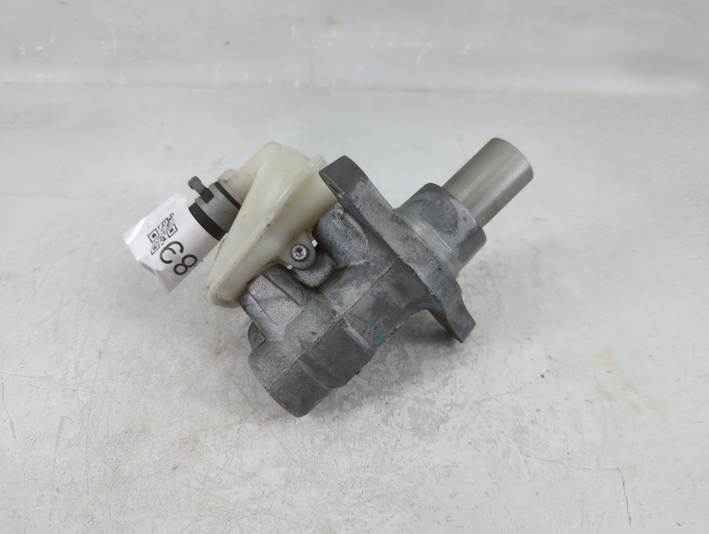 2013-2020 Nissan Pathfinder Brake Master Cylinder - Oemusedautoparts1.com