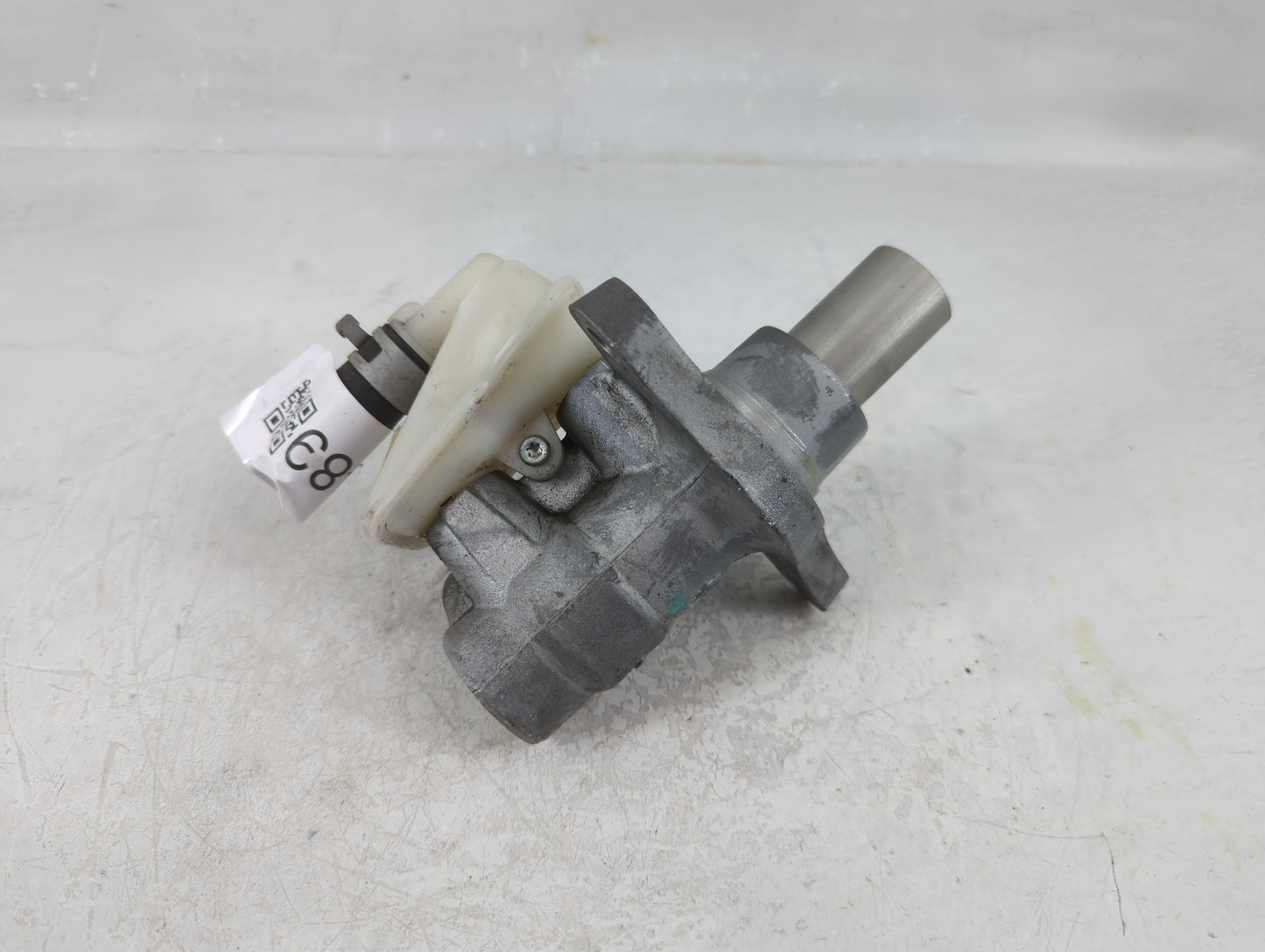 2013-2020 Nissan Pathfinder Brake Master Cylinder - Oemusedautoparts1.com