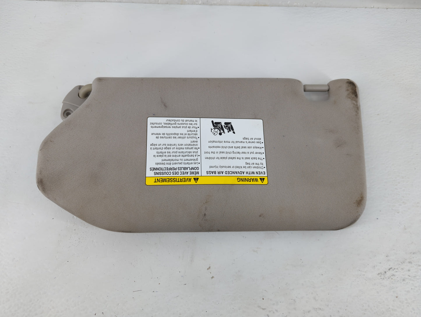 2019-2020 Nissan Pathfinder Sun Visor Shade Replacement Passenger Right Mirror Fits Fits 2019 2020 OEM Used Auto Parts - Oem
