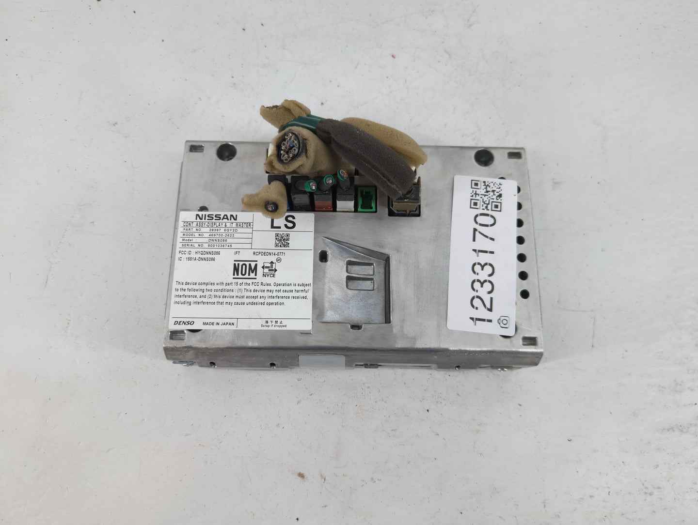 2020 Nissan Pathfinder Radio AM FM Cd Player Receiver Replacement P/N:469700-2622 28387 6GY2D Fits OEM Used Auto Parts - Oem