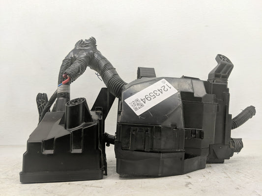 2015-2022 Nissan Pathfinder Fusebox Fuse Box Panel Relay Module Fits Fits 2015 2016 2017 2018 2019 2020 2022 OEM Used Auto Parts