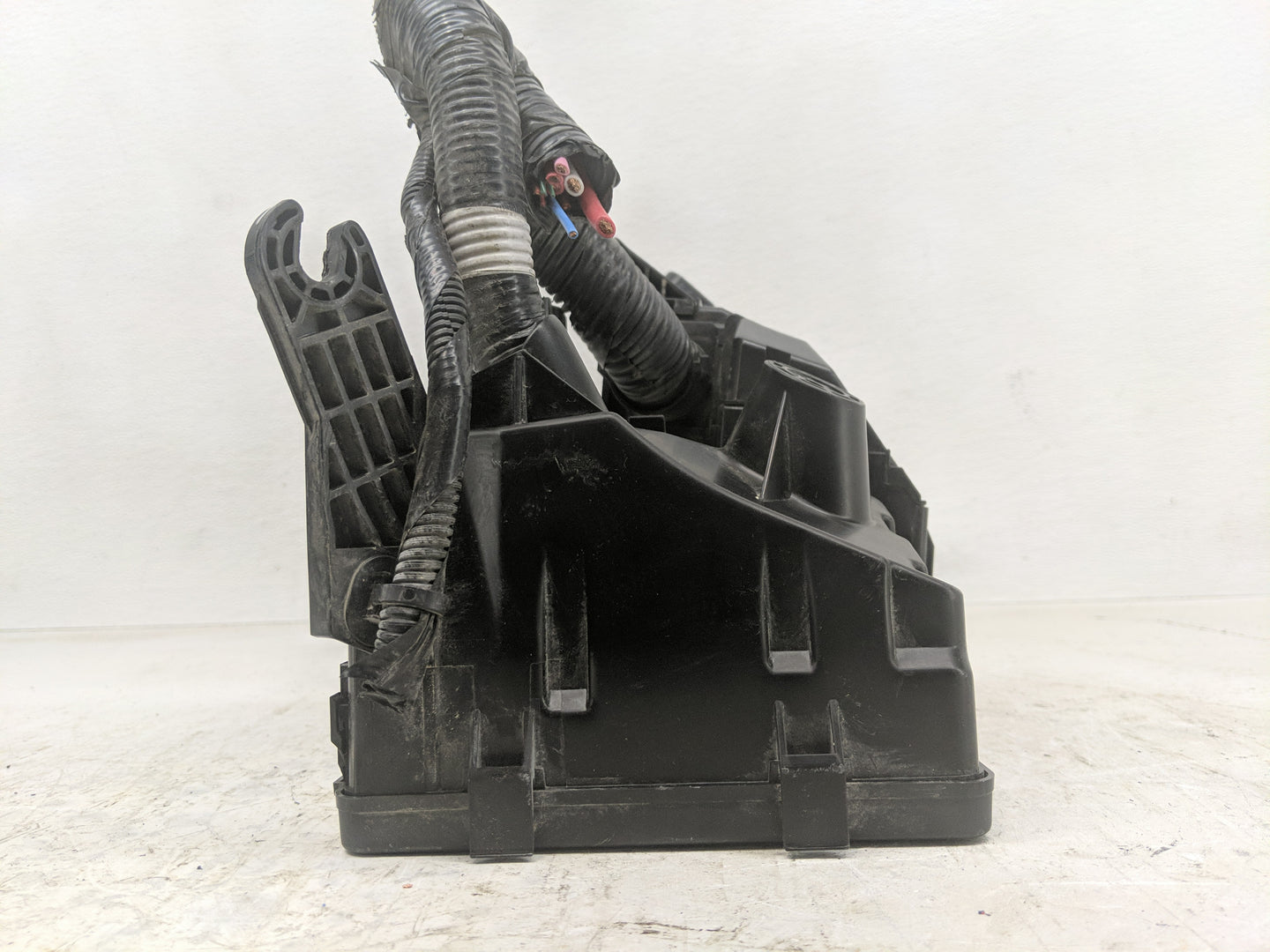 2015-2022 Nissan Pathfinder Fusebox Fuse Box Panel Relay Module Fits Fits 2015 2016 2017 2018 2019 2020 2022 OEM Used Auto P