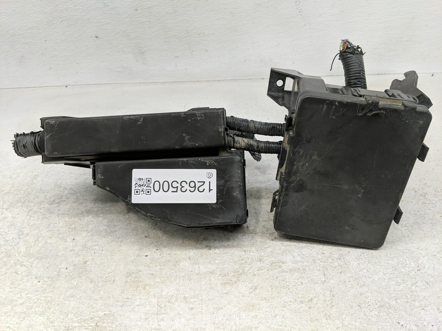 2015-2022 Nissan Pathfinder Fusebox Fuse Box Panel Relay Module Fits Fits 2015 2016 2017 2018 2019 2020 2022 OEM Used Auto P