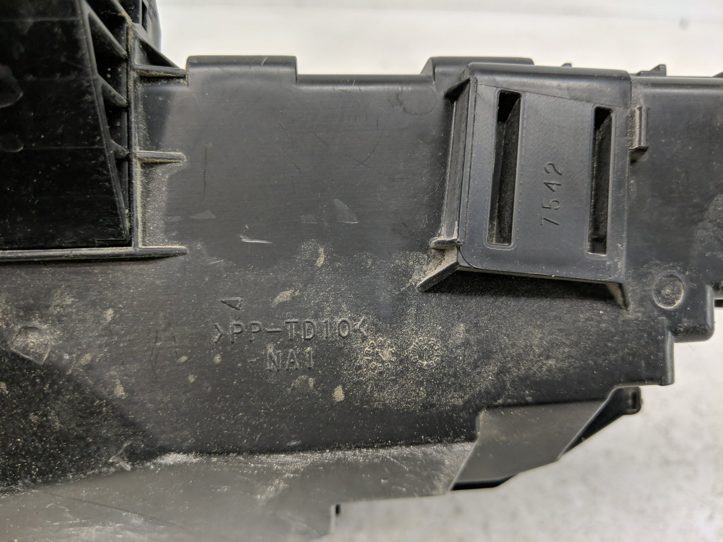 2015-2022 Nissan Pathfinder Fusebox Fuse Box Panel Relay Module Fits Fits 2015 2016 2017 2018 2019 2020 2022 OEM Used Auto P