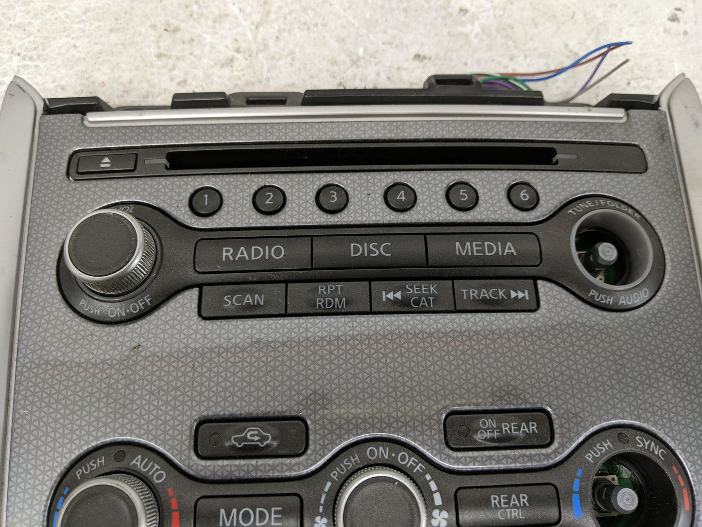 2018-2020 Nissan Pathfinder Radio Control Panel - Oemusedautoparts1.com
