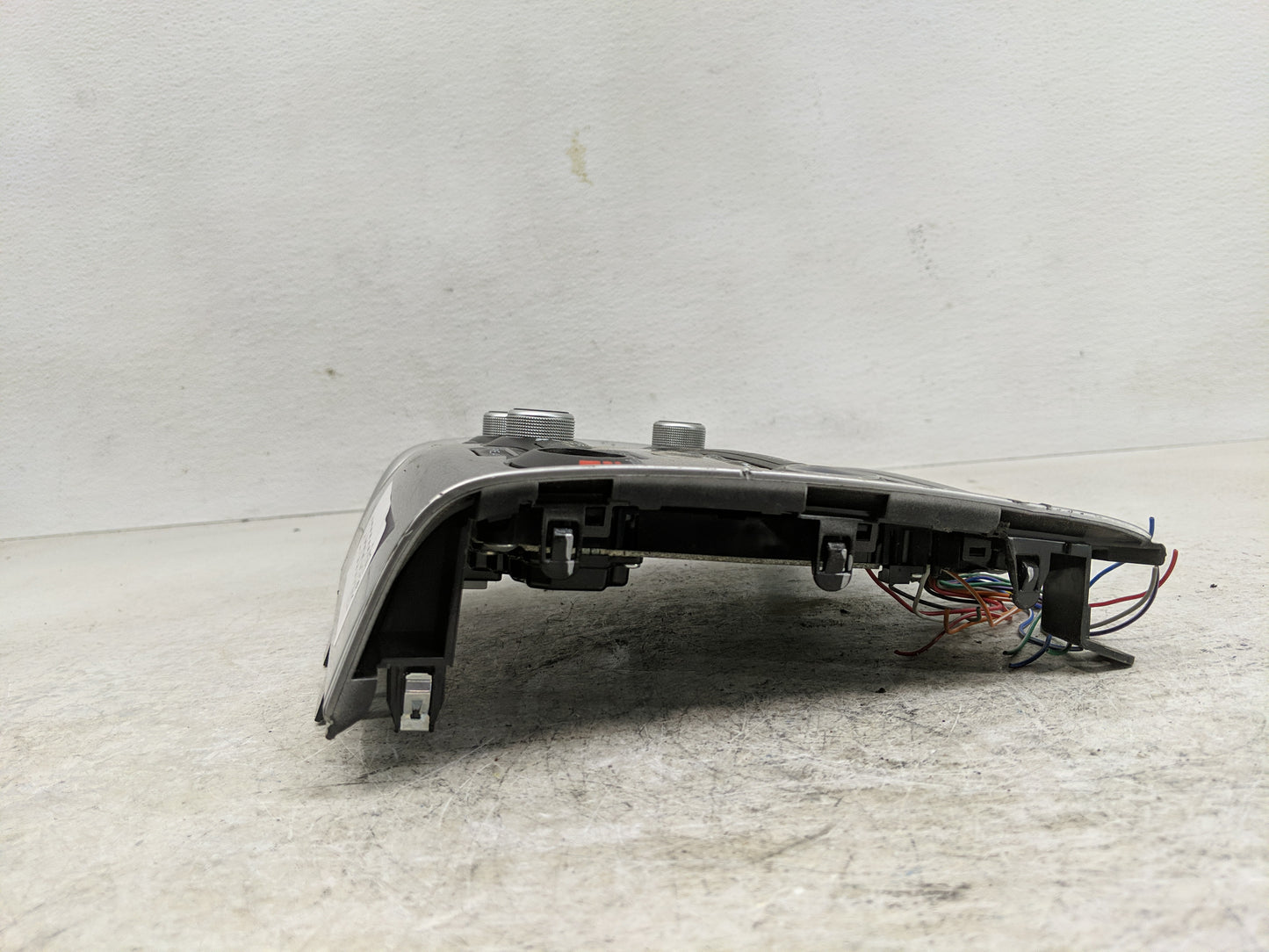 2018-2020 Nissan Pathfinder Radio Control Panel - Oemusedautoparts1.com