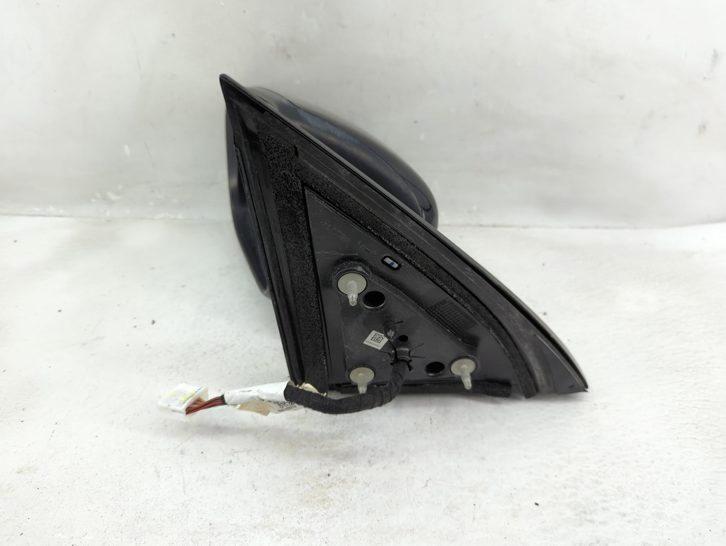 2018-2020 Nissan Pathfinder Driver Side View Mirror - Left Door Mirror OEM Used - Oemusedautoparts1.com