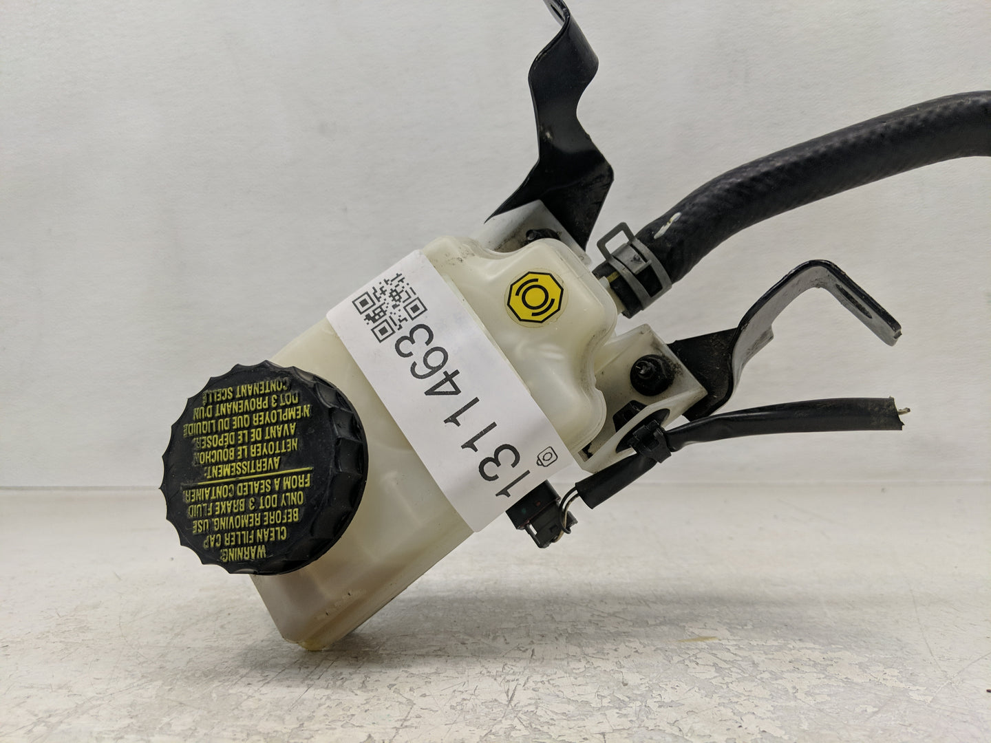 2013-2020 Nissan Pathfinder Brake Master Cylinder - Oemusedautoparts1.com