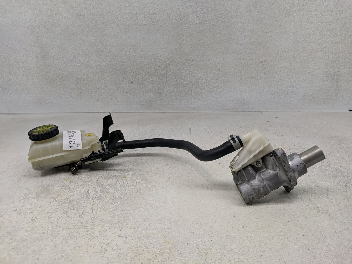 2013-2020 Nissan Pathfinder Brake Master Cylinder - Oemusedautoparts1.com