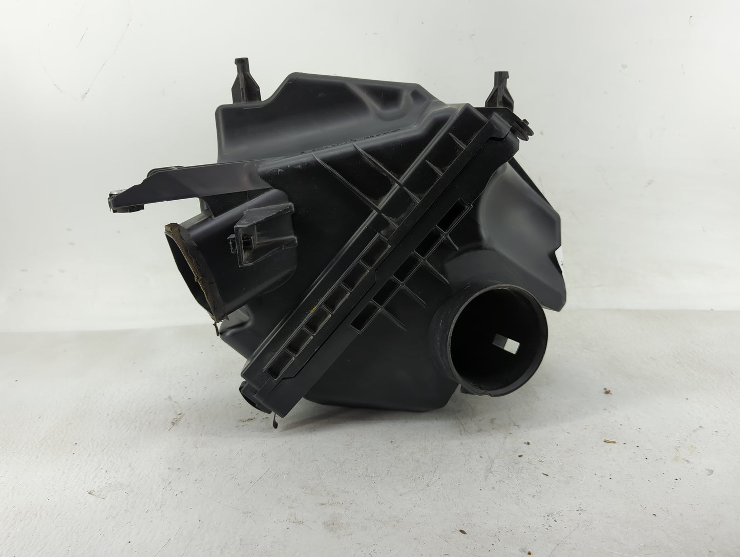 2017-2022 Nissan Pathfinder Air Cleaner Intake-duct Hose Tube 1330103 - Oemusedautoparts1.com