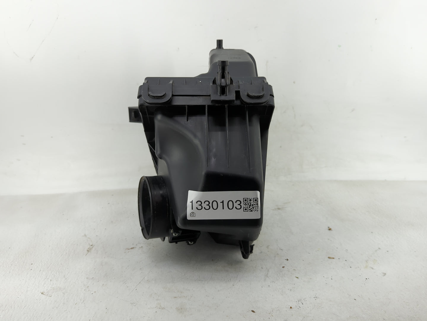 2017-2022 Nissan Pathfinder Air Cleaner Intake-duct Hose Tube 1330103 - Oemusedautoparts1.com