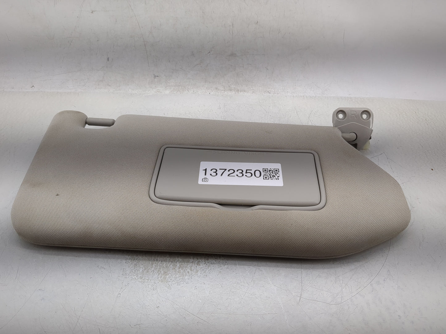 2019-2020 Nissan Pathfinder Sun Visor Shade Replacement Passenger Right Mirror Fits Fits 2019 2020 OEM Used Auto Parts - Oem