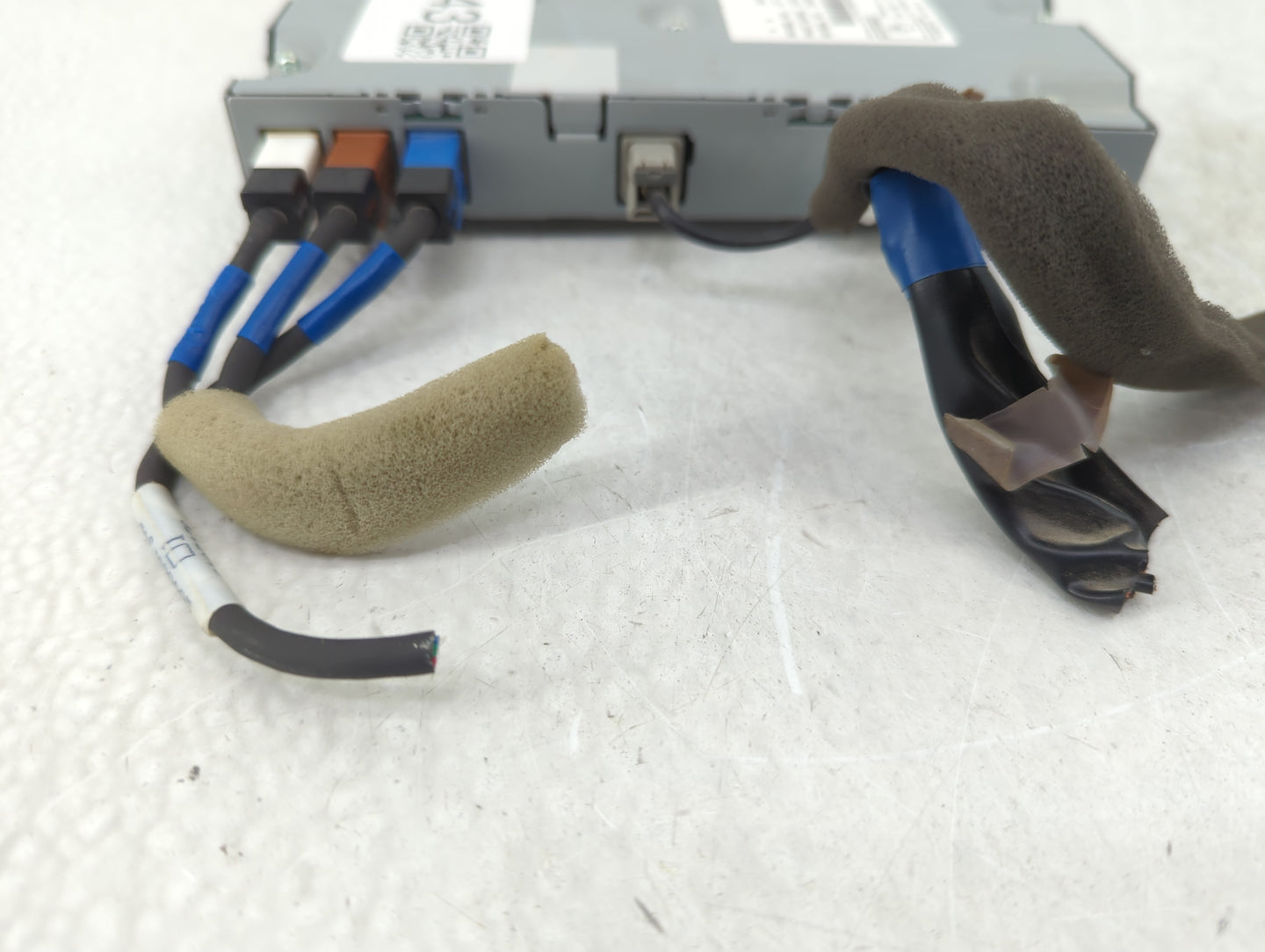 Am Fm Cd Player Radio Receiver - Oemusedautoparts1.com