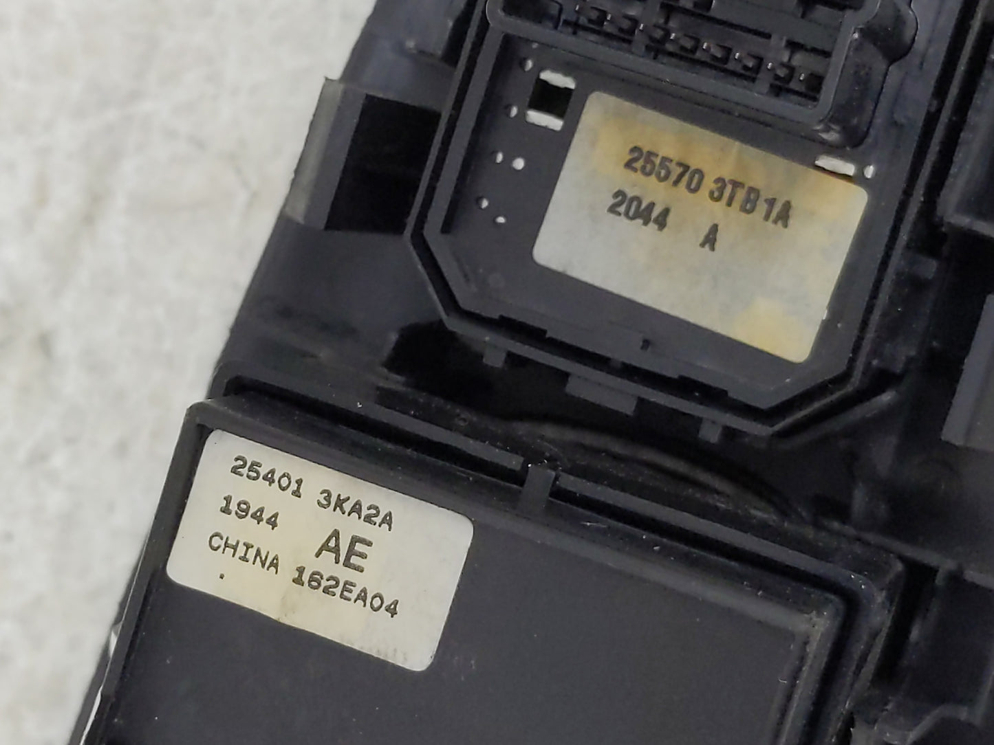 2013-2020 Nissan Pathfinder Master Power Window Switch Replacement Driver Side Left P/N:25570 3TB1A 25401 3KA2A Fits OEM Use