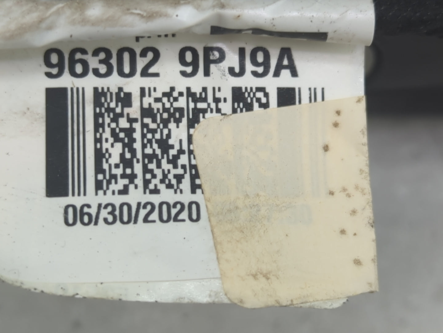 2018-2020 Nissan Pathfinder Driver Side View Mirror - Left Door Mirror OEM Used - Oemusedautoparts1.com