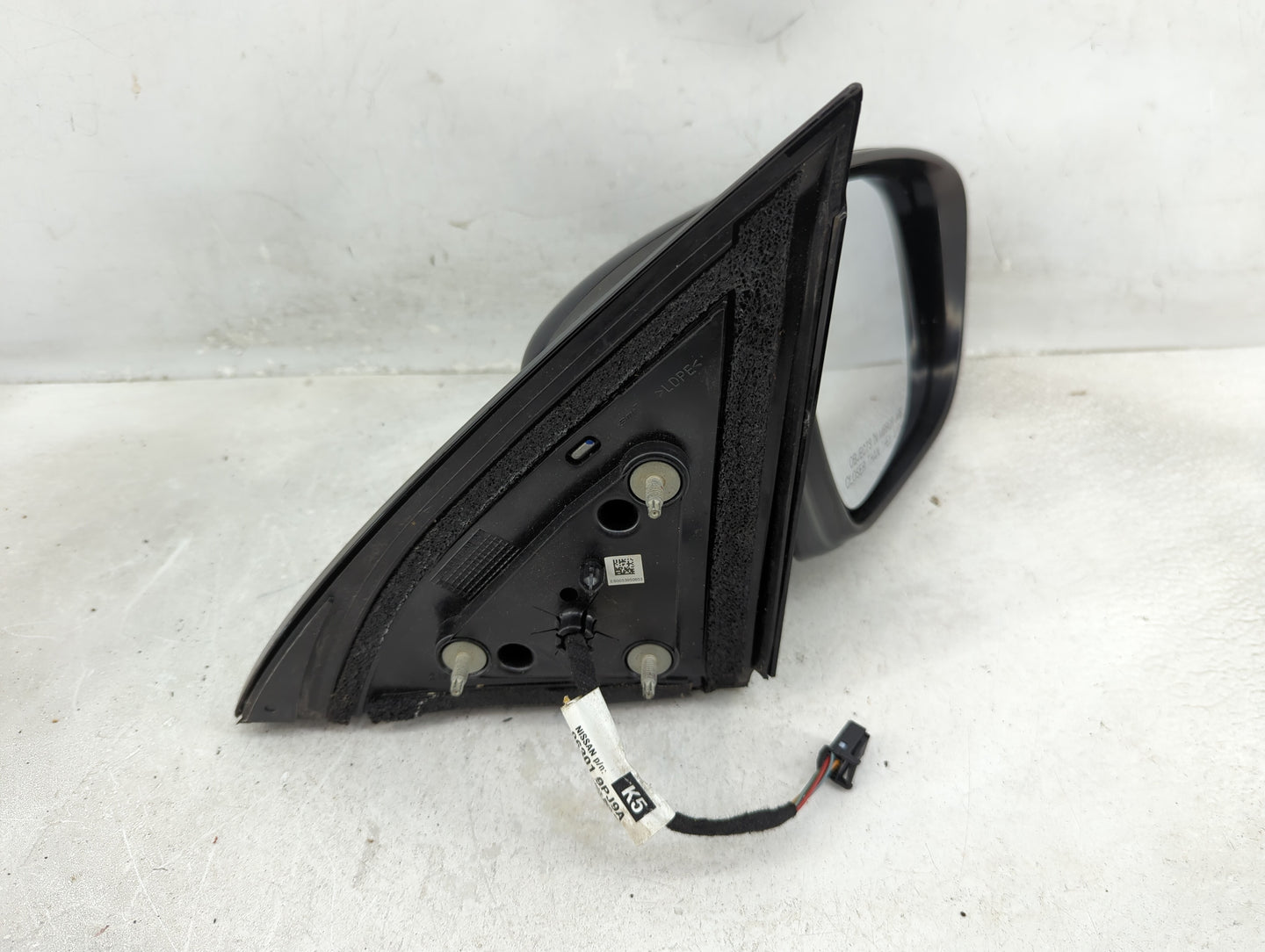 2018-2020 Nissan Pathfinder Passenger Side View Mirror - Right Door Mirror OEM Used - Oemusedautoparts1.com