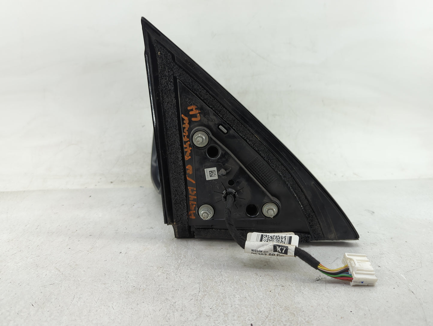 2018-2020 Nissan Pathfinder Driver Side View Mirror - Left Door Mirror OEM Used - Oemusedautoparts1.com