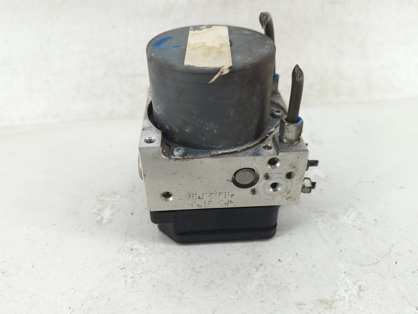 2018-2020 Nissan Pathfinder ABS Pump Control Module Replacement P/N:476600-3JT00 Fits Fits 2018 2019 2020 OEM Used Auto Part