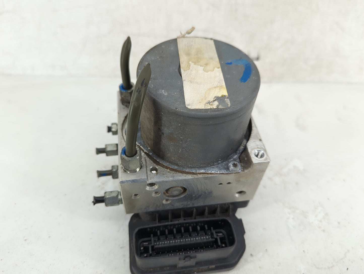 2018-2020 Nissan Pathfinder ABS Pump Control Module Replacement P/N:476600-3JT00 Fits Fits 2018 2019 2020 OEM Used Auto Part