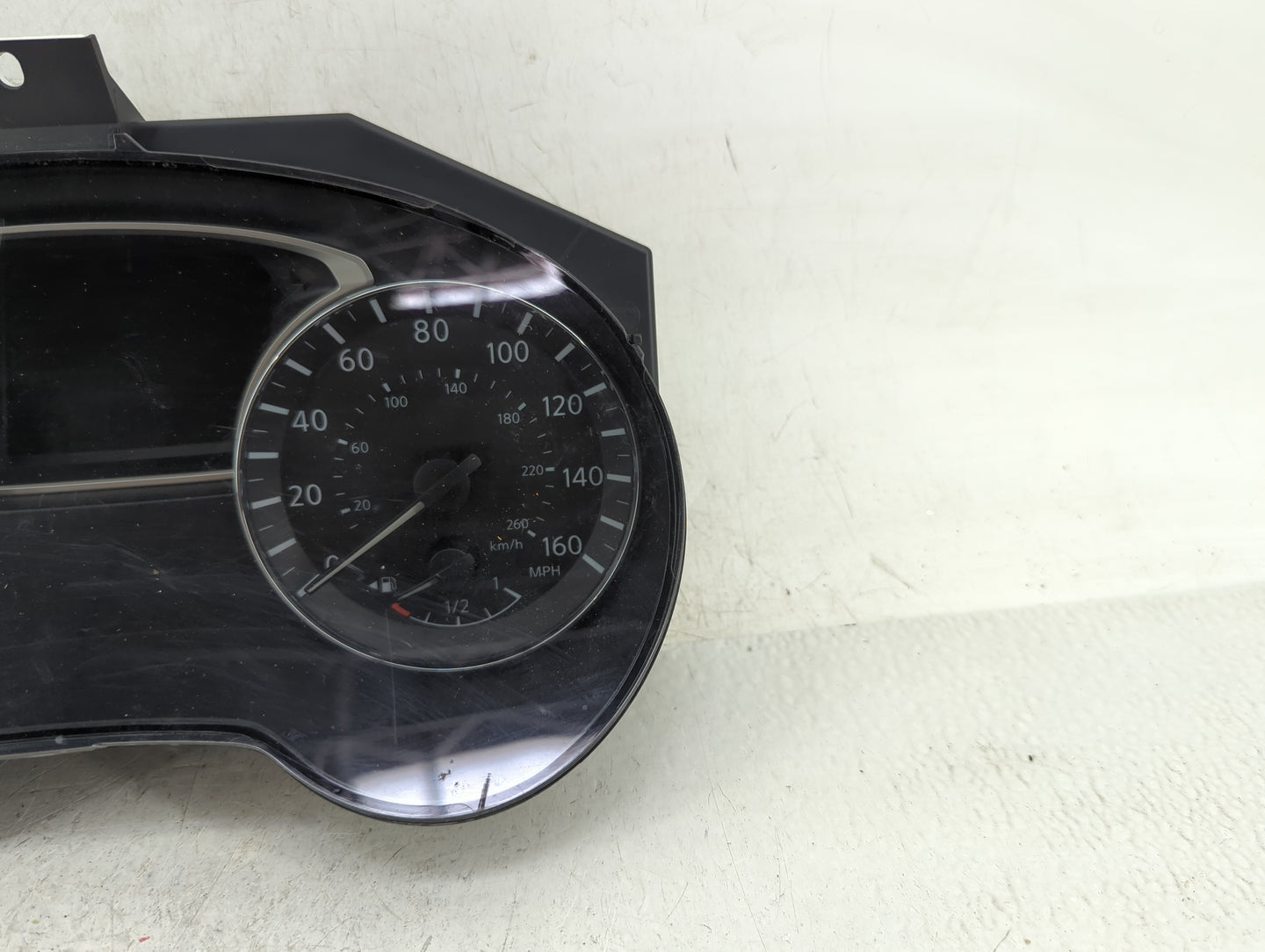 2018-2020 Nissan Pathfinder Instrument Cluster Speedometer Gauges P/N:A2C96898100 Fits Fits 2018 2019 2020 OEM Used Auto Par