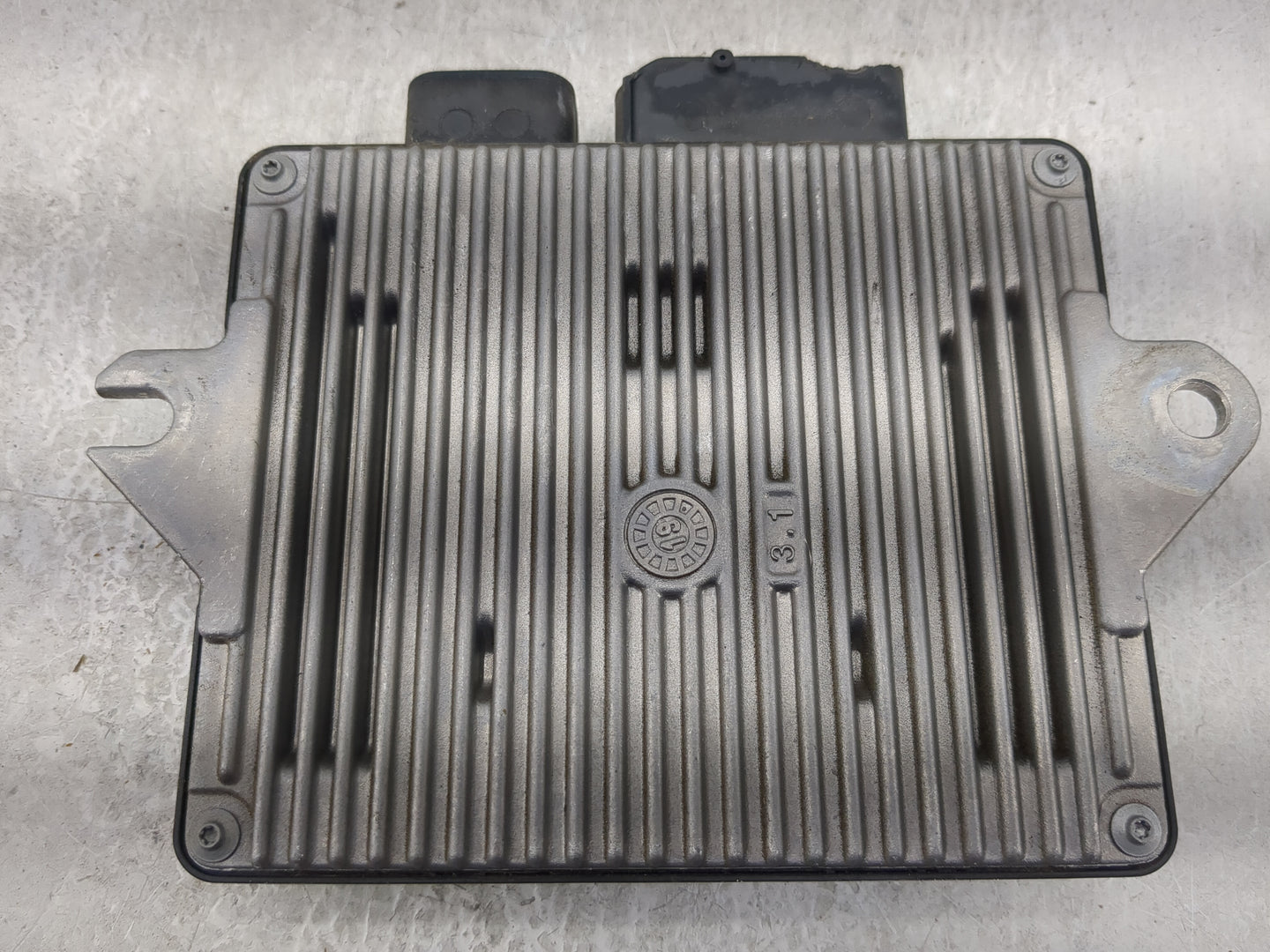 2020 Nissan Pathfinder PCM Engine Control Computer ECU ECM PCU OEM P/N:237F0-9PJ1A Fits OEM Used Auto Parts - Oemusedautopar
