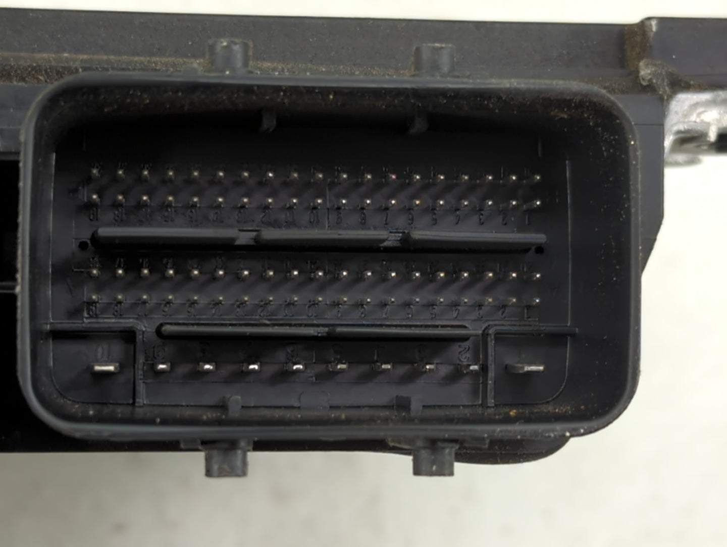 2020 Nissan Pathfinder PCM Engine Control Computer ECU ECM PCU OEM P/N:NEC046-669 Fits OEM Used Auto Parts - Oemusedautopart