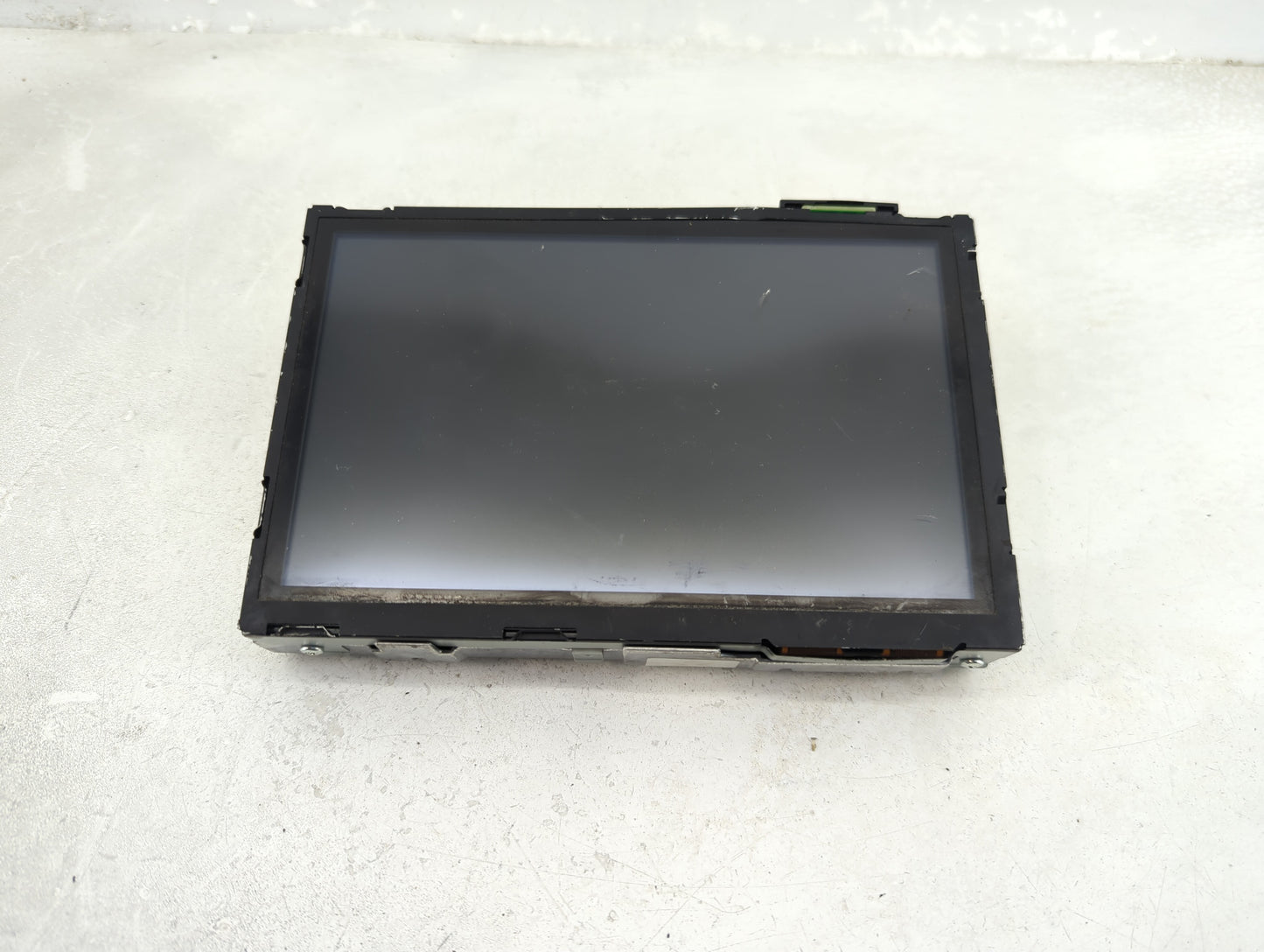 2019-2020 Nissan Pathfinder Information Display Screen - Oemusedautoparts1.com