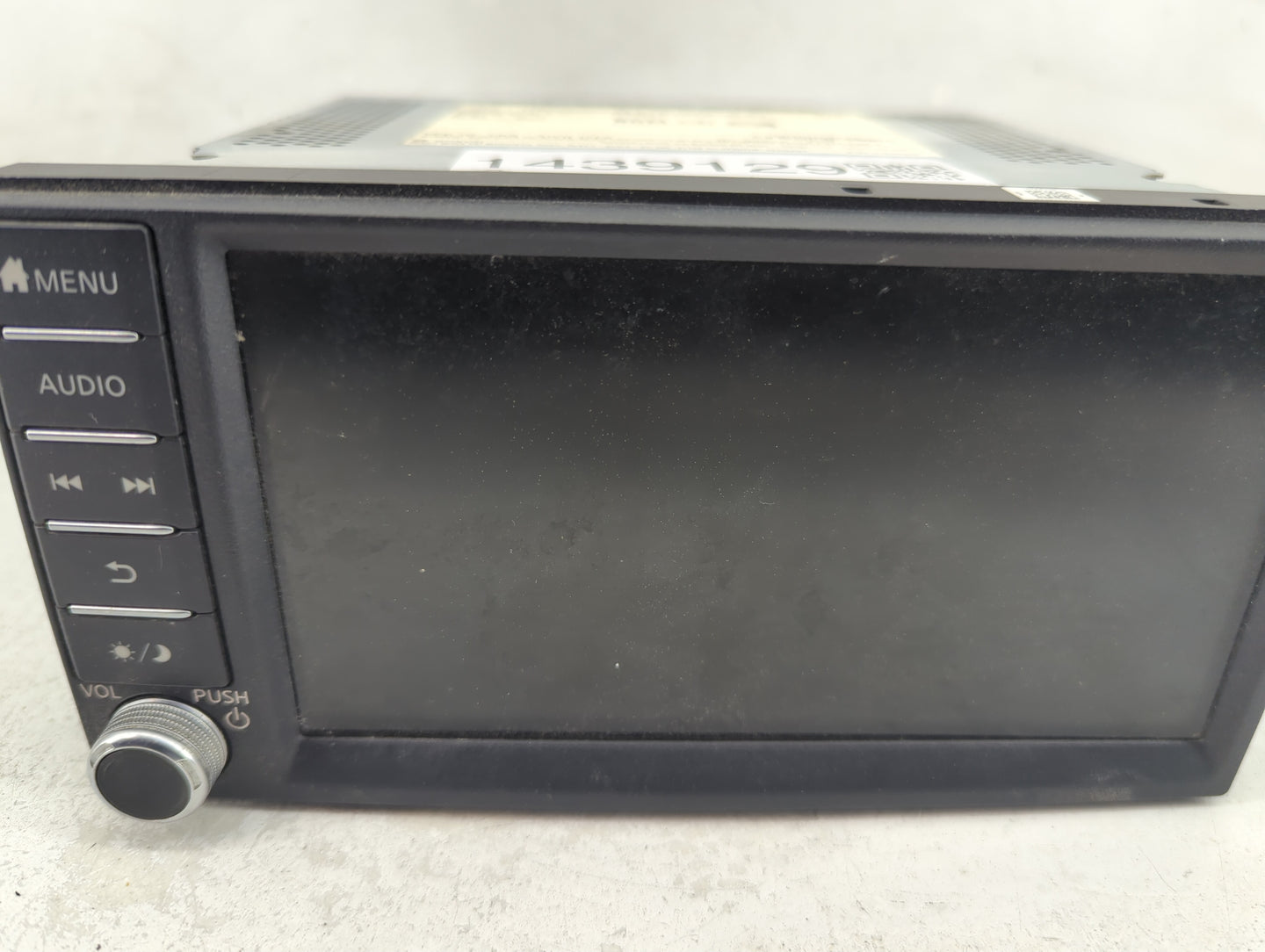 2017-2020 Nissan Pathfinder Radio AM FM Cd Player Receiver Replacement P/N:2591A5UD0A Fits Fits 2017 2018 2019 2020 OEM Used