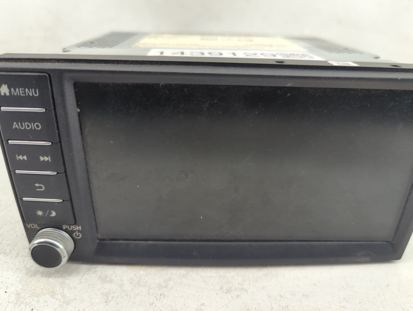2017-2020 Nissan Pathfinder Radio AM FM Cd Player Receiver Replacement P/N:2591A5UD0A Fits Fits 2017 2018 2019 2020 OEM Used