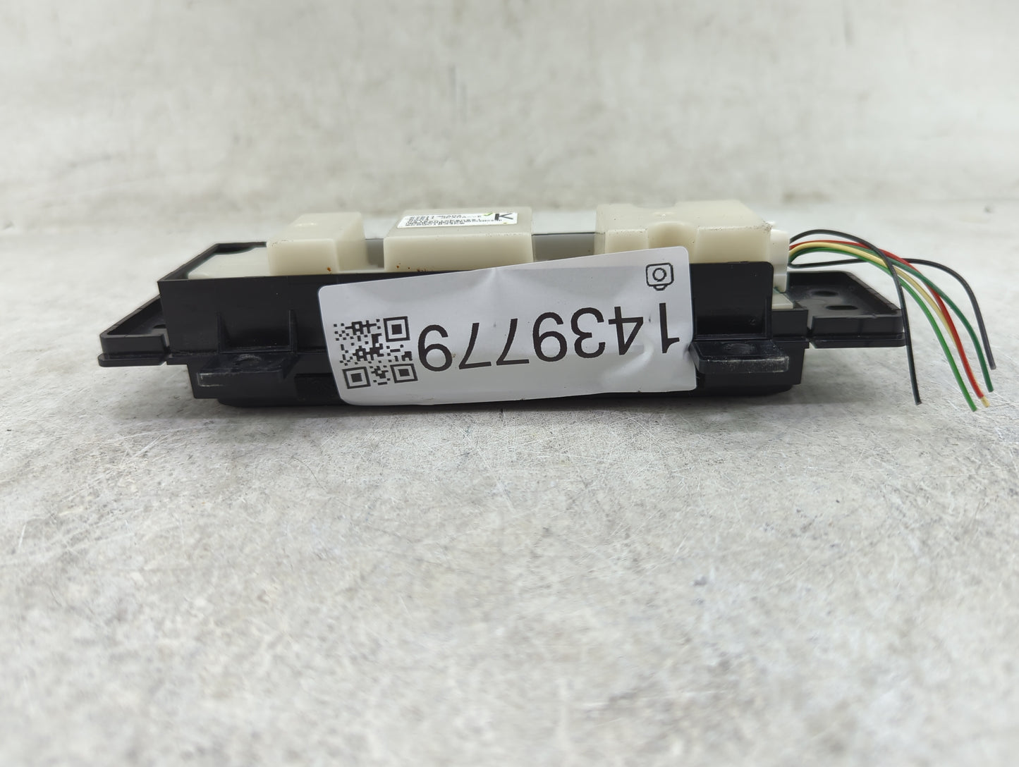 2013-2020 Nissan Pathfinder Climate Control Module Temperature AC/Heater Replacement P/N:275113KA0A 275113KA0A-E Fits OEM Us