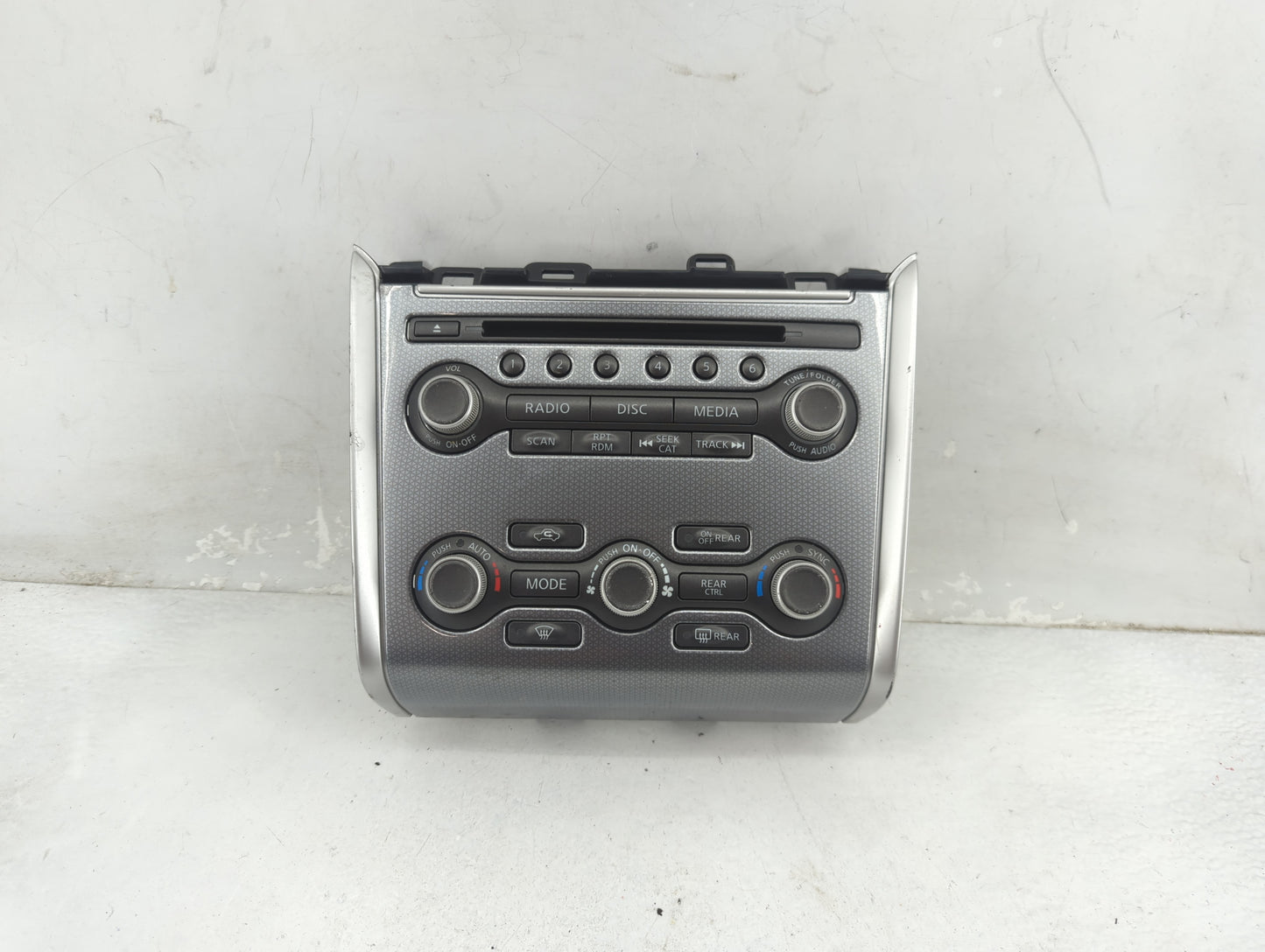 2020 Nissan Pathfinder Climate Control Module Temperature AC/Heater Replacement P/N:68260 9PR2B Fits OEM Used Auto Parts - O
