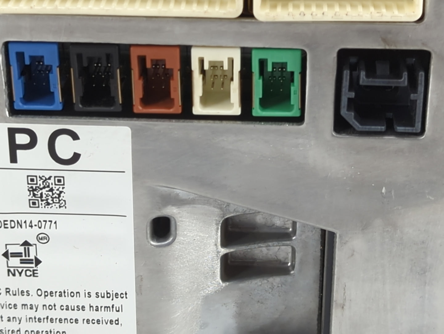 2019-2020 Nissan Pathfinder Information Display Screen - Oemusedautoparts1.com