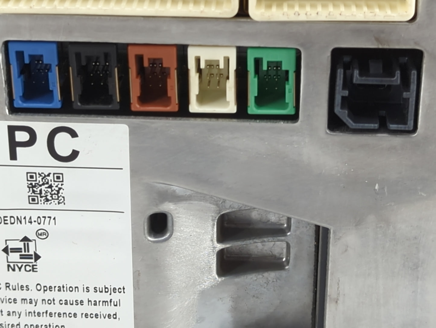 2019-2020 Nissan Pathfinder Information Display Screen - Oemusedautoparts1.com