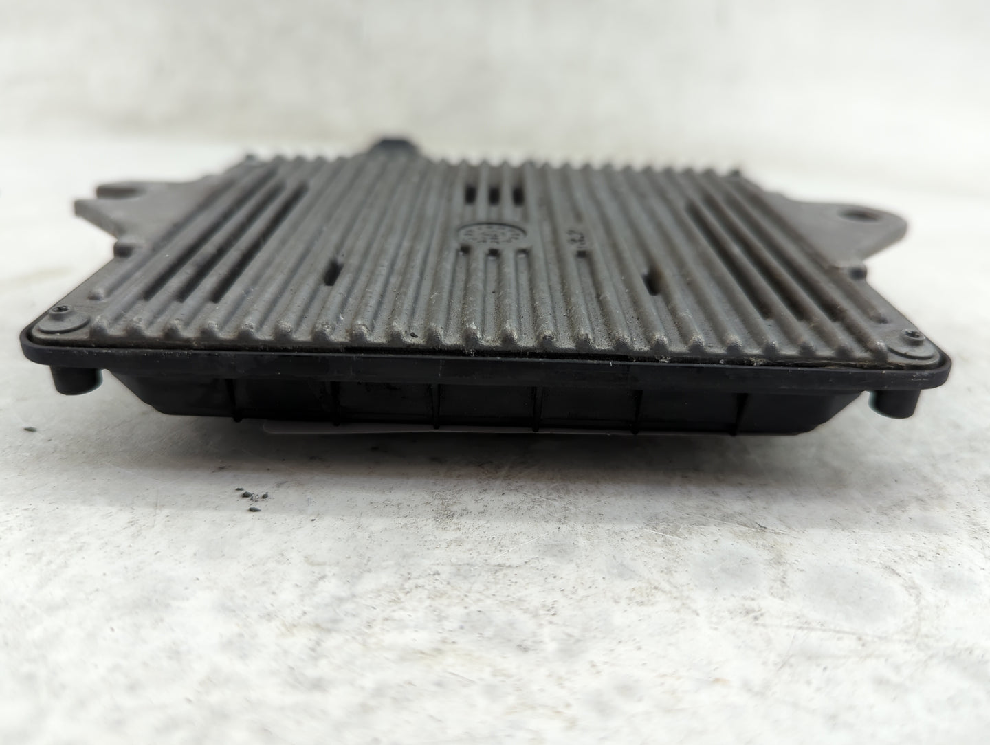 2019-2020 Nissan Pathfinder PCM Engine Control Computer ECU ECM PCU OEM P/N:237F09PJ1A Fits Fits 2019 2020 OEM Used Auto Par