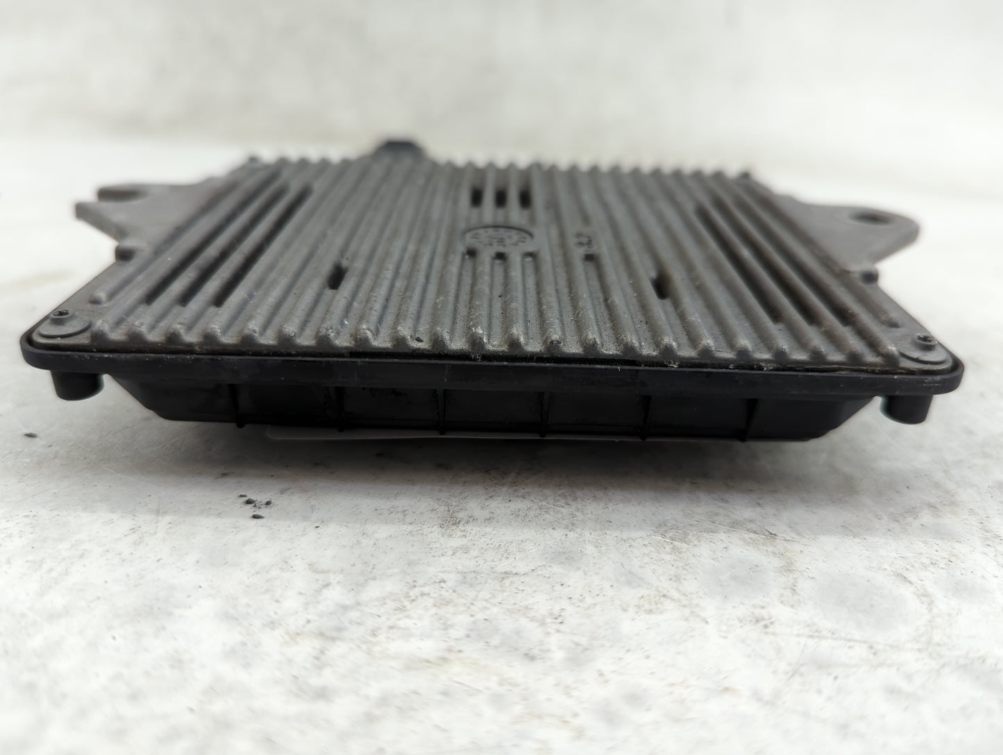 2019-2020 Nissan Pathfinder PCM Engine Control Computer ECU ECM PCU OEM P/N:237F09PJ1A Fits Fits 2019 2020 OEM Used Auto Par